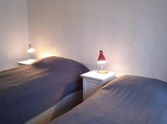 Omakotitalo Keskustan Laehellae * ヨエンスー