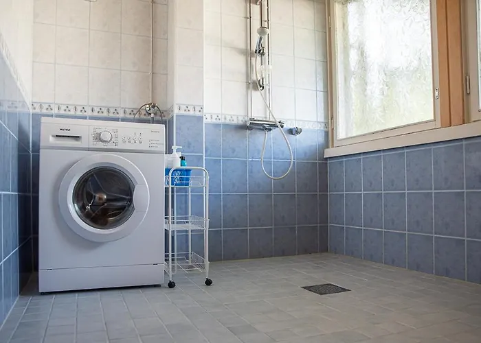 Omakotitalo Keskustan Laehellae